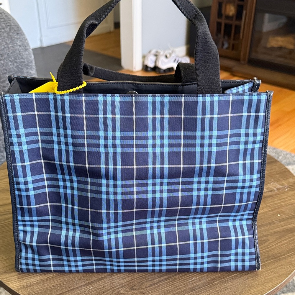 Burberry Navy and Light Blue authentic official blue tag hand bag - Picture 12 of 12